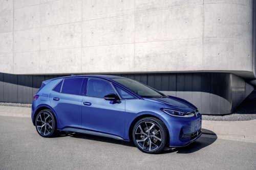 Volkswagen ID.3 Neo debuts – EV hatch gets updated styling, more physical controls; up to 630 km WLTP