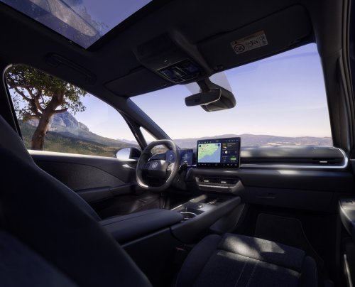 Volkswagen ID.3 Neo debuts – EV hatch gets updated styling, more physical controls; up to 630 km WLTP