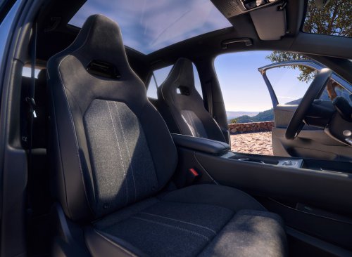 Volkswagen ID.3 Neo debuts – EV hatch gets updated styling, more physical controls; up to 630 km WLTP