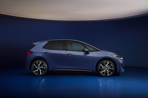 Volkswagen ID.3 Neo debuts – EV hatch gets updated styling, more physical controls; up to 630 km WLTP