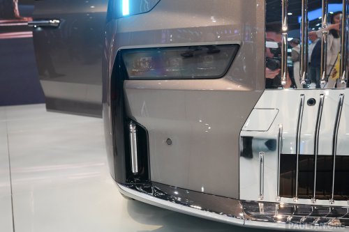 Zeekr 009 facelift with 900V system is China-exclusive for now – Malaysia introduction under evaluation