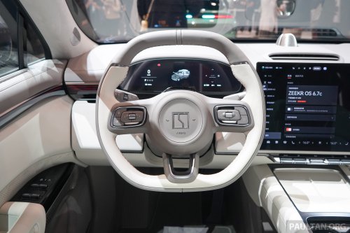 2026 Zeekr 7X facelift on display in Beijing – now 900V system; up to 795 PS, 802 km CLTC; from RM133k