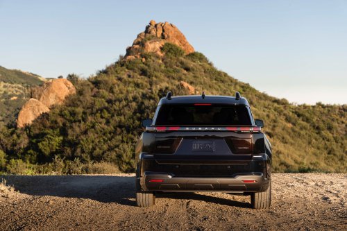 Subaru Getaway debuts in the US – three-row EV SUV; 420 hp, up to 483 km range; Toyota Highlander sister