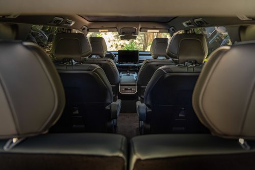 Subaru Getaway debuts in the US – three-row EV SUV; 420 hp, up to 483 km range; Toyota Highlander sister