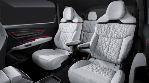 Audi, BMW, BMW X7, Mercedes, Audi Q9 confirmed – 3-row BMW X7, Mercedes GLS rival; interior revealed with powered captain’s chairs