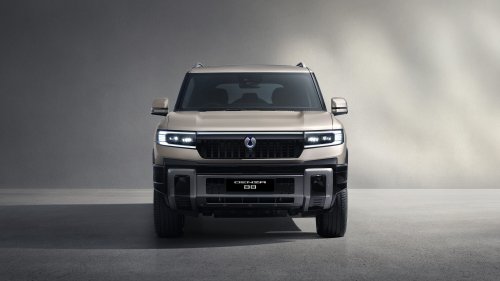 Denza B8 launched in Malaysia – 2.0T PHEV 4×4, 612 PS/760 Nm, DiSus-P, 6/7 seats, RM459k to RM519k