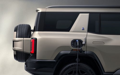 Denza B8 launched in Malaysia – 2.0T PHEV 4×4, 612 PS/760 Nm, DiSus-P, 6/7 seats, RM459k to RM519k