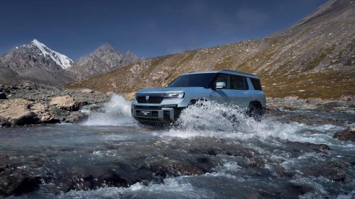 Denza B8 launched in Malaysia – 2.0T PHEV 4×4, 612 PS/760 Nm, DiSus-P, 6/7 seats, RM459k to RM519k