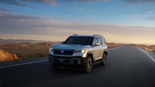 Denza B8 launched in Malaysia – 2.0T PHEV 4×4, 612 PS/760 Nm, DiSus-P, 6/7 seats, RM459k to RM519k