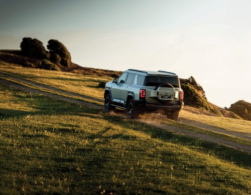 Denza B8 launched in Malaysia – 2.0T PHEV 4×4, 612 PS/760 Nm, DiSus-P, 6/7 seats, RM459k to RM519k