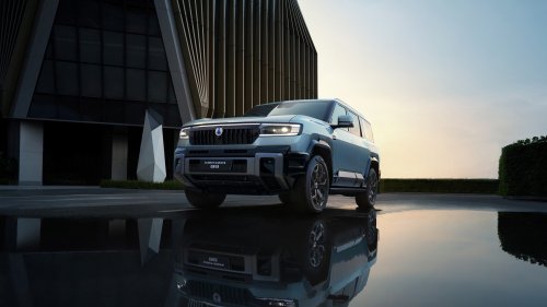 Denza B8 launched in Malaysia – 2.0T PHEV 4×4, 612 PS/760 Nm, DiSus-P, 6/7 seats, RM459k to RM519k