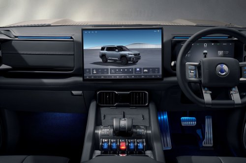 Denza B8 launched in Malaysia – 2.0T PHEV 4×4, 612 PS/760 Nm, DiSus-P, 6/7 seats, RM459k to RM519k