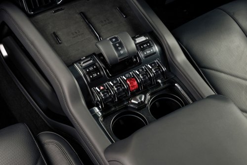 Denza B8 launched in Malaysia – 2.0T PHEV 4×4, 612 PS/760 Nm, DiSus-P, 6/7 seats, RM459k to RM519k