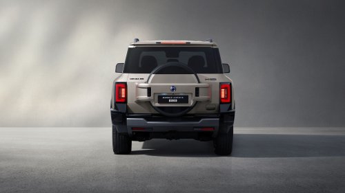 Denza B8 Malaysia preview at BSC, May 22 – PHEV 4×4, 578 PS, 100 km WLTP EV range, 905 km total