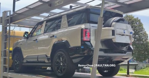 Denza, SUV, Denza B8 spied in Malaysia – 578 PS/760 Nm dual-motor, 3-row plug-in hybrid SUV set for launch May 21