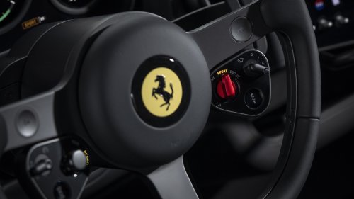 Ferrari Luce – radical minimalist EV, 1,050 PS, 0-100 km/h 2.5 secs, simulated shifts, 530 km WLTP range