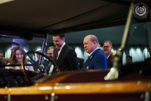 Agong Sultan Ibrahim Iskandar acquires Aurus Senat limousine as sign of strong Malaysia-Russia ties