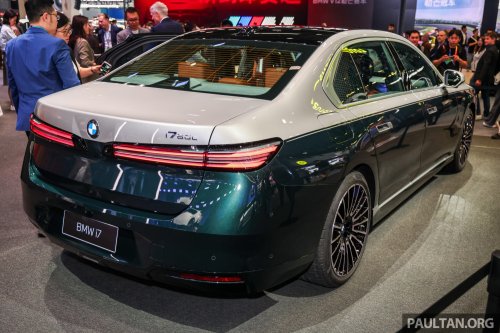 2026 BMW i7 facelift in Beijing – updated G70 electric flagship with increased range, revised styling