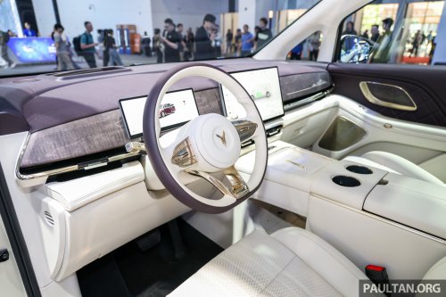 Dongfeng Voyah Dream in Beijing – 1,530 km CLTC PHEV or 700 km CLTC EV, which one will Malaysia get?