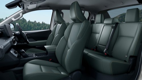 2026 Toyota Hilux launched in Japan – Thai-made Travo pick-up, high-spec 2.8L diesel, fr RM124k