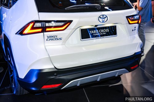 Toyota Yaris Cross vs Perodua Traz – what are the differences beyond the RM19k price premium?