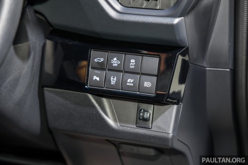 Toyota Yaris Cross vs Perodua Traz – what are the differences beyond the RM19k price premium?