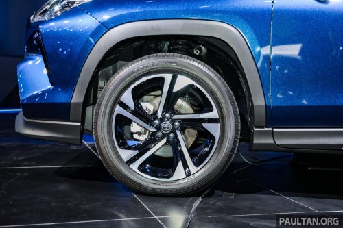 Toyota Yaris Cross vs Perodua Traz – what are the differences beyond the RM19k price premium?