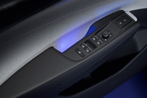 Volkswagen ID. Polo debuts – FWD hatchback with up to 211 PS, 105 kW DC charging, 454 km range WLTP