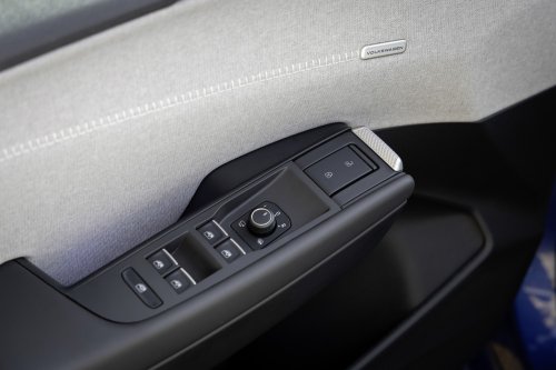 Volkswagen ID. Polo debuts – FWD hatchback with up to 211 PS, 105 kW DC charging, 454 km range WLTP
