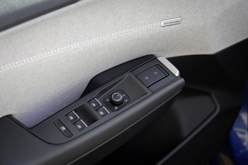 Volkswagen ID. Polo debuts – FWD hatchback with up to 211 PS, 105 kW DC charging, 454 km range WLTP