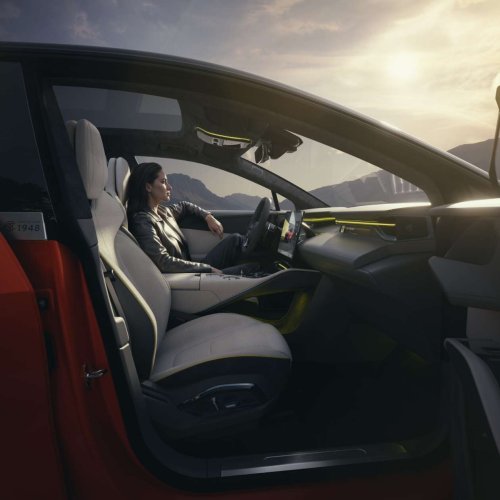 Lotus Eletre X PHEV more specs revealed as EU sales begin – 550 PS or 952 PS, up to 1,200 km total range