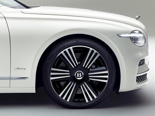 2026 Bentley Flying Spur – sedan updated with 680 PS ‘S’ variant, Continental GT single-headlamp styling