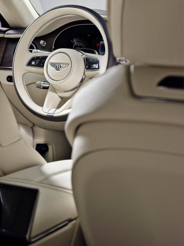 2026 Bentley Flying Spur – sedan updated with 680 PS ‘S’ variant, Continental GT single-headlamp styling