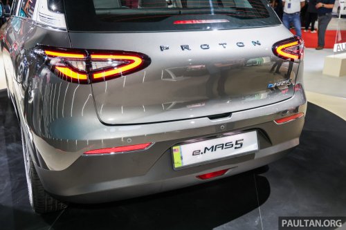 Proton eMas 5 CKD shown in Malaysia – new tonneau cover also for current owners, still 325 km, fr RM57k