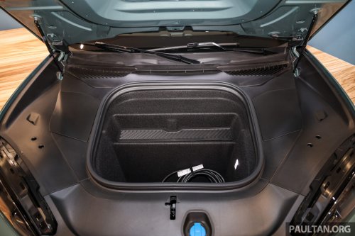 2026 Porsche Cayenne Electric previewed in Malaysia: 1,156 PS, 669 km WLTP, Active Ride, wireless charging