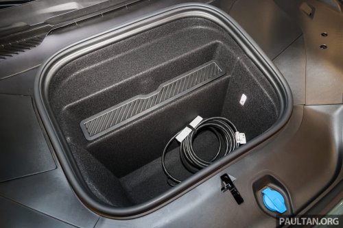 2026 Porsche Cayenne Electric previewed in Malaysia: 1,156 PS, 669 km WLTP, Active Ride, wireless charging