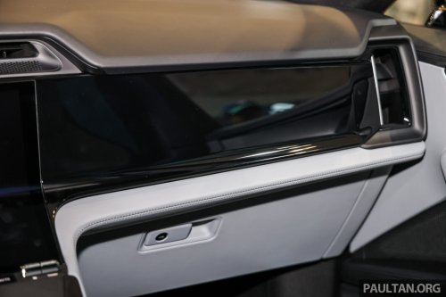 2026 Porsche Cayenne Electric previewed in Malaysia: 1,156 PS, 669 km WLTP, Active Ride, wireless charging