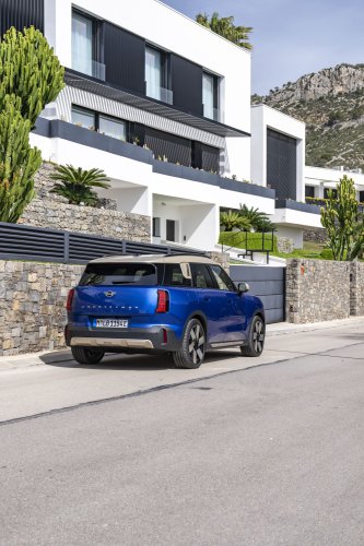 MINI Countryman EV now with up to 500 km WLTP range – new silicon carbide inverter, 65.2 kWh net