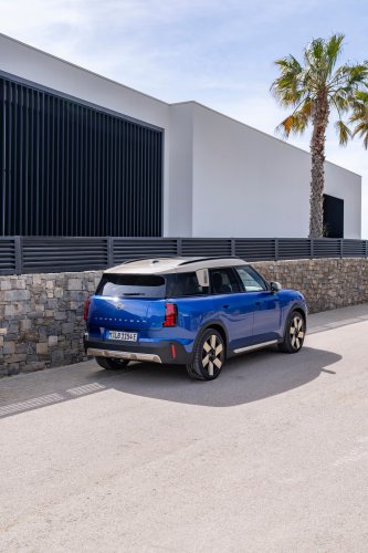 MINI Countryman EV now with up to 500 km WLTP range – new silicon carbide inverter, 65.2 kWh net
