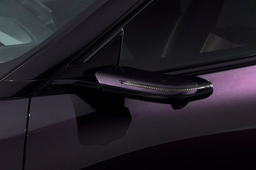 Mazda CX-6e – global EZ-60 is EV-only with 190 PS, 484 km WLTP range, 195 kW DC fast charging