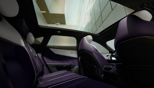 Mazda CX-6e – global EZ-60 is EV-only with 190 PS, 484 km WLTP range, 195 kW DC fast charging