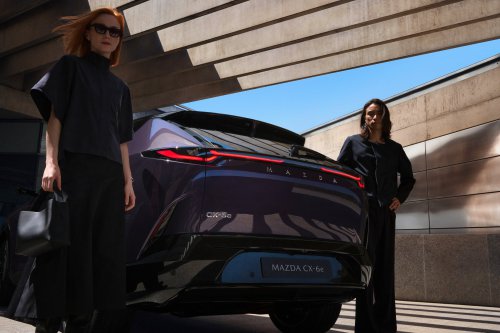 Mazda CX-6e – global EZ-60 is EV-only with 190 PS, 484 km WLTP range, 195 kW DC fast charging