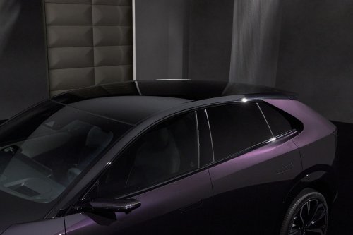 Mazda CX-6e – global EZ-60 is EV-only with 190 PS, 484 km WLTP range, 195 kW DC fast charging