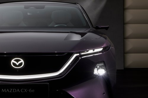 Mazda CX-6e – global EZ-60 is EV-only with 190 PS, 484 km WLTP range, 195 kW DC fast charging