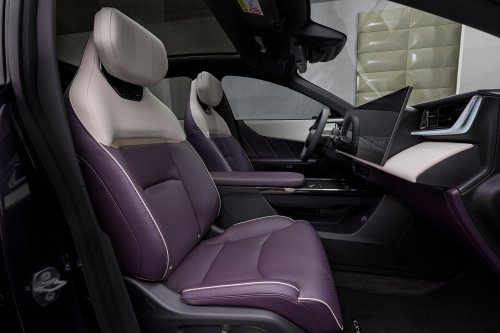 Mazda CX-6e – global EZ-60 is EV-only with 190 PS, 484 km WLTP range, 195 kW DC fast charging