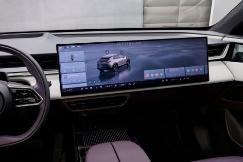 Mazda CX-6e – global EZ-60 is EV-only with 190 PS, 484 km WLTP range, 195 kW DC fast charging