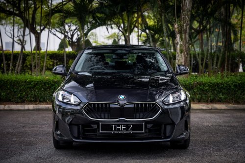 BMW, BMW 218 Gran Coupe with Iconic Glow, 150 units only
