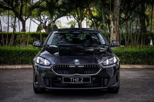BMW, BMW 218 Gran Coupe with Iconic Glow, 150 units only