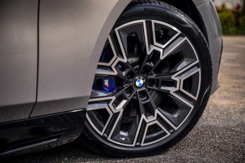 2026 BMW i5 eDrive40 M Sport Pro CKD launched – first locally-assembled BMW EV, from RM368,800