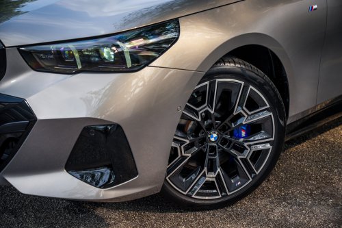 2026 BMW i5 eDrive40 M Sport Pro CKD launched – first locally-assembled BMW EV, from RM368,800